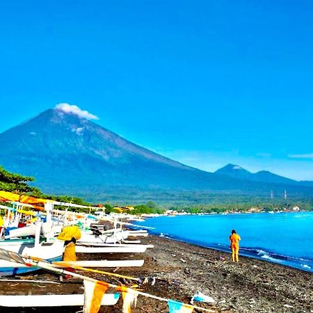 Valomia Beachfront Amed Екстериор снимка
