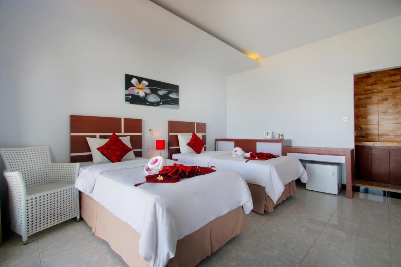 Valomia Beachfront Amed Екстериор снимка