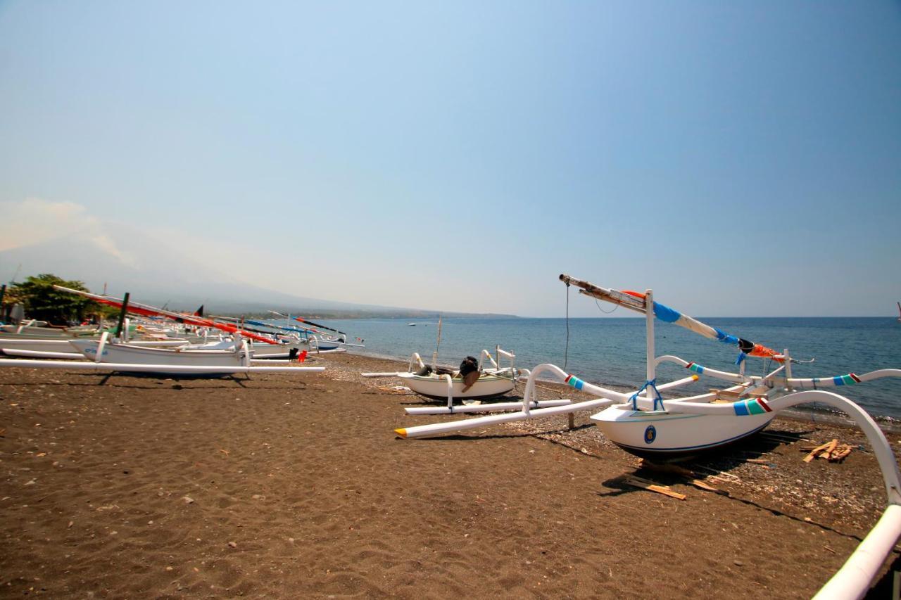 Valomia Beachfront Amed Екстериор снимка